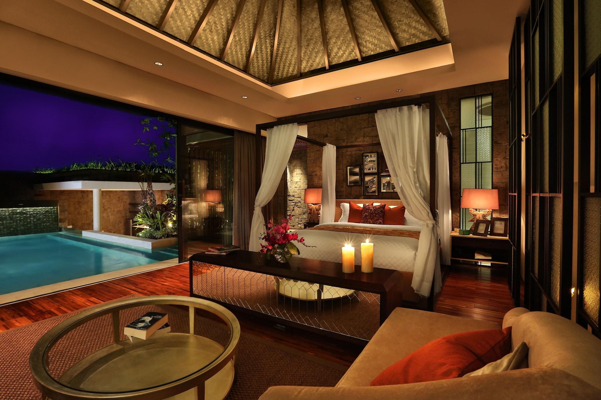 Berry Romantic Villa