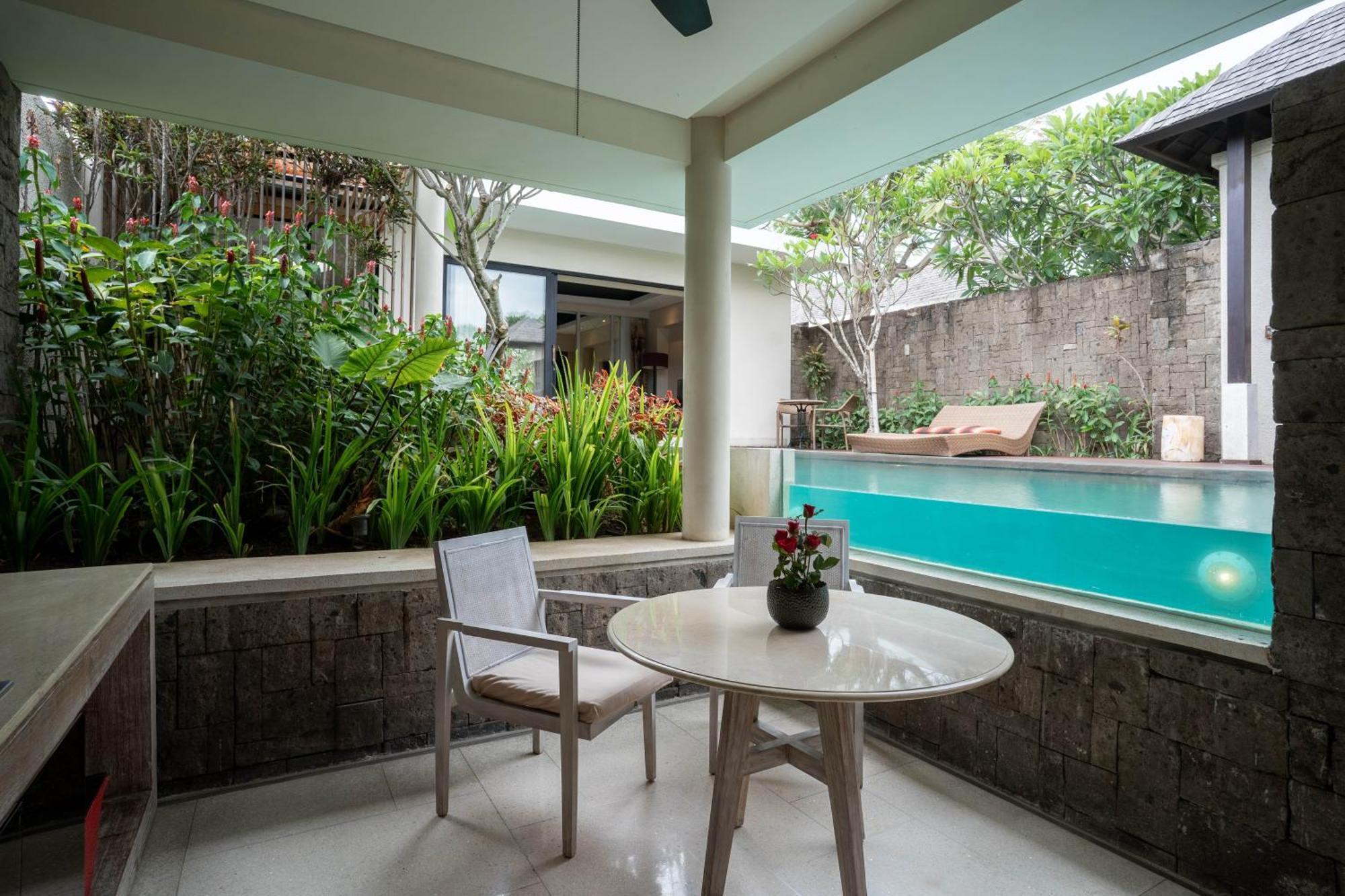 Berry Romantic Villa *