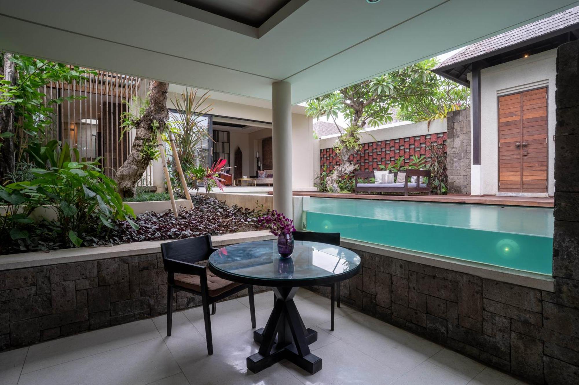 Berry Romantic Villa *